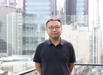 <p>AIC Lecturer Publishes Research on AI-Augmented Workplaces</p>